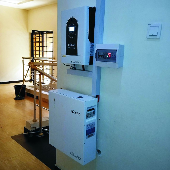 6 KVA Hybrid Solar Inverter System Package - Image 2