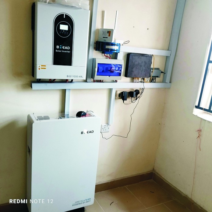 8 KVA Hybrid Solar Inverter System